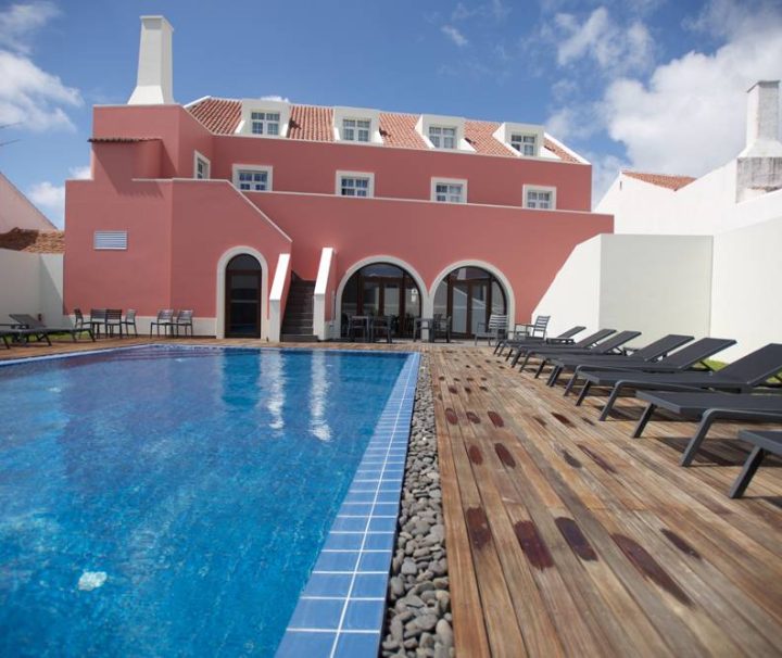 Freediving Azoren | Santa Maria Charming Blue Hotel | Außenanlage