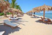 Tauchreise Rotes Meer/Ägypten | The Breakers Lodge Soma Bay | Strand-Chillout-Zone
