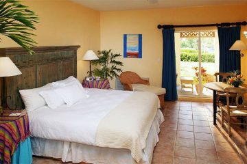Nassau Sandyport Beach Resort