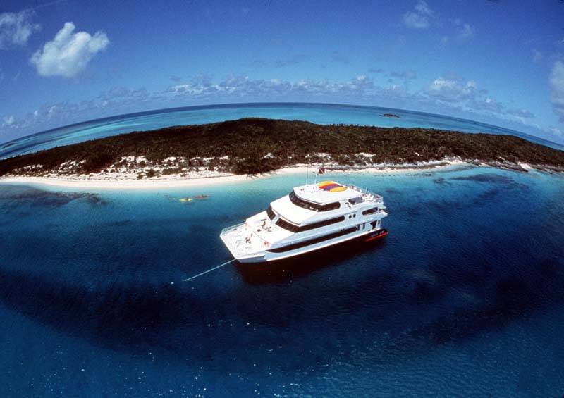 Tauchsafari Bahamas | Tauchschiff Aqua Cat | Atolle