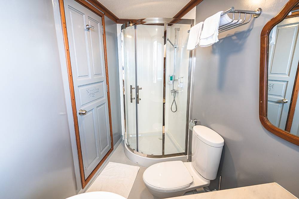 Bathroom Cabins Lower Deck