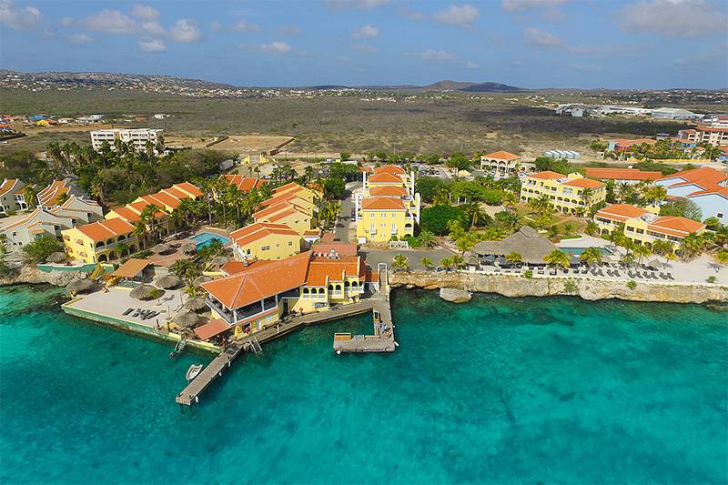 Tauchreise Karibik | Buddy Dive Resort Bonaire | Hotelanlage