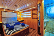 Tauchsafari Rotes Meer | Golden Dolphin 3 Tauchschiff | Doppelkabine