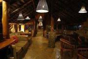 Tauchreise Kenia | Rhino Watch Safari Lodge | Restaurant und Lounge