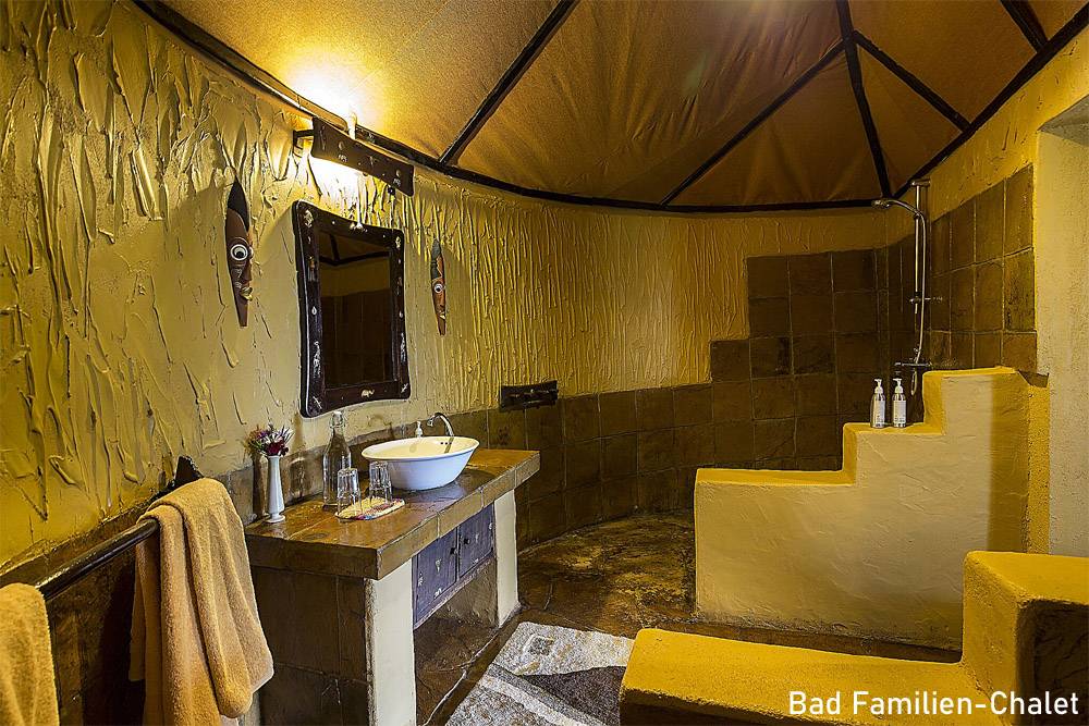 Tauchreise Kenia | Rhino Watch Safari Lodge | Familienchalet 'Badezimmer