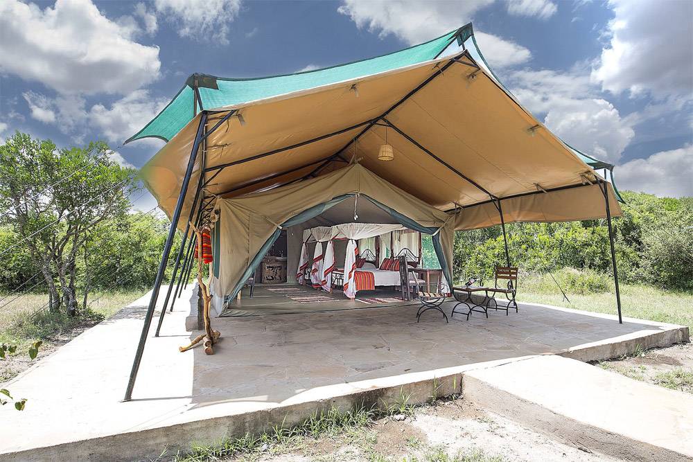 Tauchreise Kenia (Talek) | Mara Big Five Camp | Lodgezelt mit Terrasse