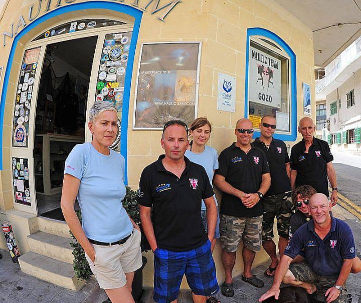 Tauchreise Malta (Gozo) | Tauchbasis Nautic Team | Eingang