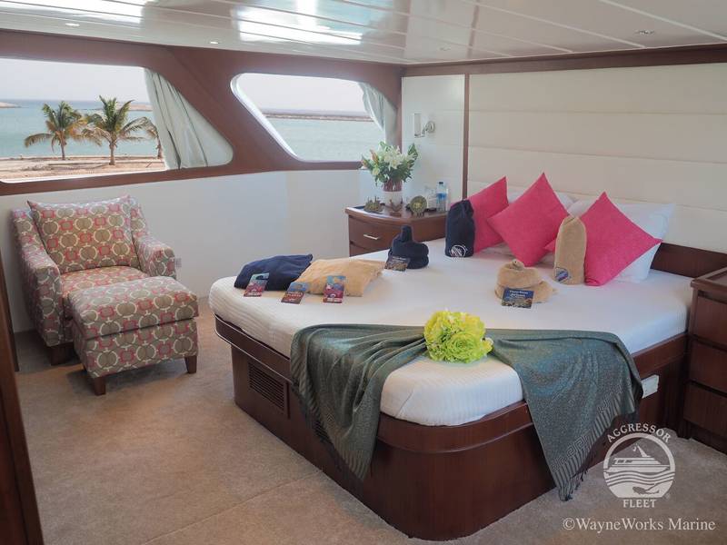 Tauchsafari Oman | Oman Aggressor Tauchschiff | Doppelkabine Luxus