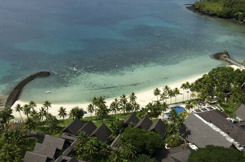 Tauchreise Palau | PALAU PACIFIC RESORT: Sams Tours & Fish'n Fins Tauchbasen | Hotelgelände