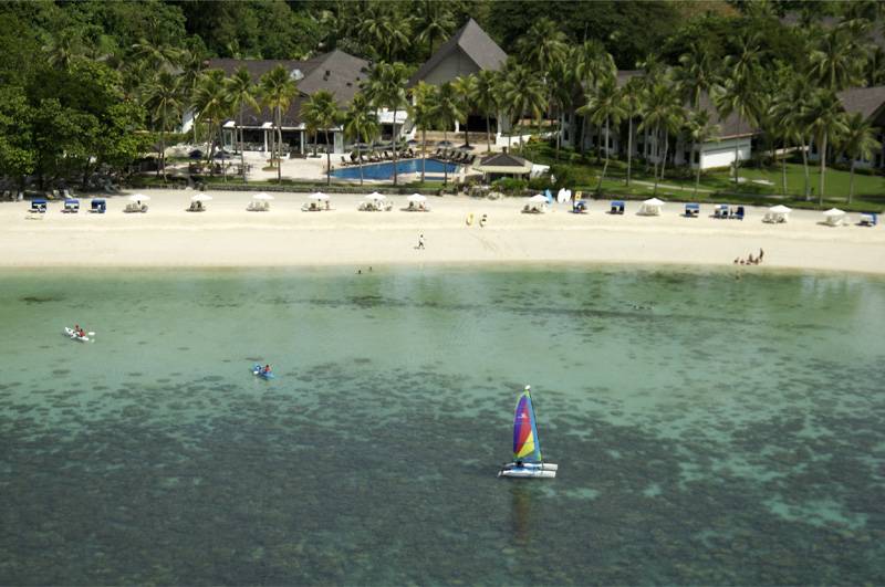 Tauchreise Palau | PALAU PACIFIC RESORT: Sams Tours & Fish'n Fins Tauchbasen | Direkte Strandlage