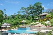 Tauchreise Sulawesi (Indonesien) | Bunaken Oasis Dive Resort and Spa | Infinitypool