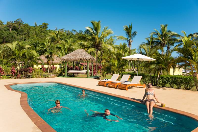 Tauchen Fiji | Waidroka Bay Resort & Tauchbasis | Hotelpool