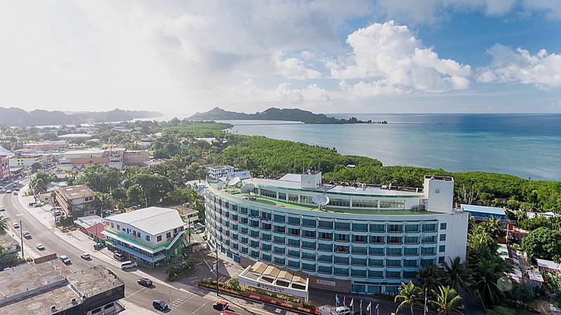 Tauchreise Palau | Palasia Hotel • Tauchbasis Sam`s Tours | Hotelgebäude