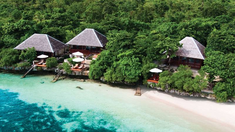 Tauchreise Bali | Hotel Wakatobi Dive Resort | Hideaway-Bungalows mit Wasserzugang
