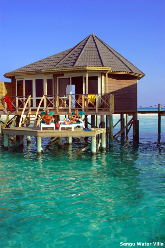 Tauchreise Malediven | Kuredu Island Resort & Spa | Sangu Water Villa