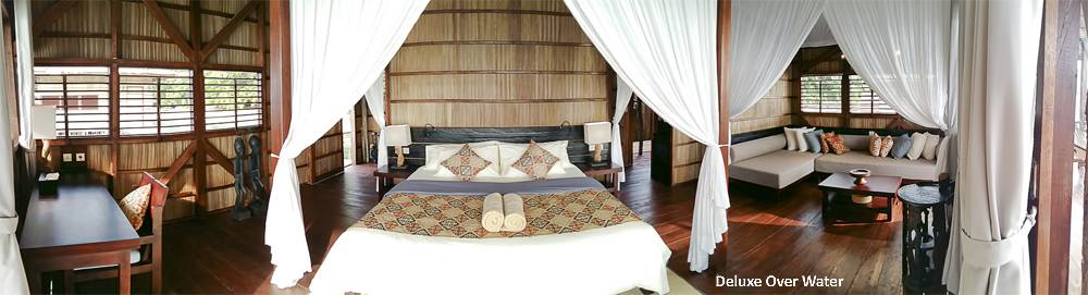 Tauchreise Indonesien (Raja Ampat) | Papua Paradise Eco Resort | Deluxe Over Water Bungalow aus Bambus