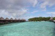 Tauchreise Malediven | SUB AQUA Dive Center Maldives Thulhagiri: Resort & Spa | Stelzenhäuser im Wasser