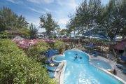 Tauchreise Indonesien (Gili Terawangan) | Villa Almarik Resort & Spa | Tauchübungen im Hotelpool