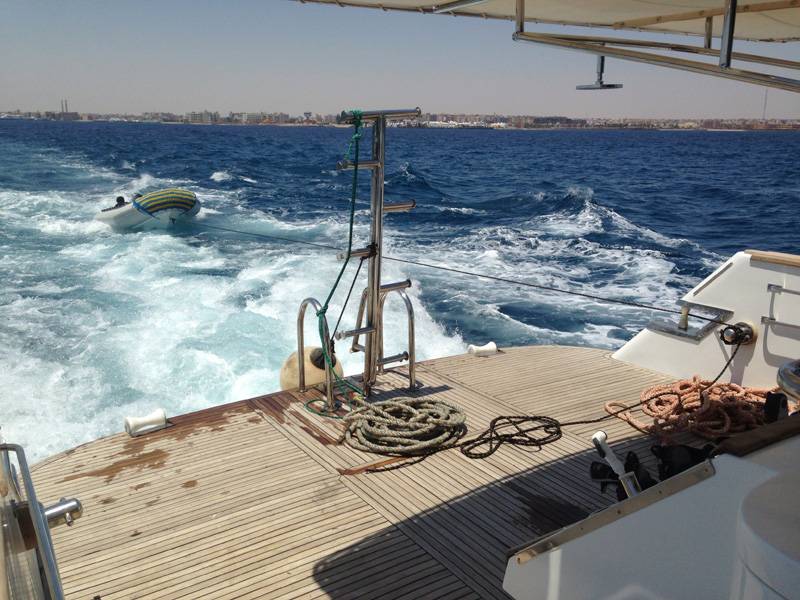 Tauchsafari Rotes Meer/Ägypten | Blue Planet 1 Tauchschiff | Plattform