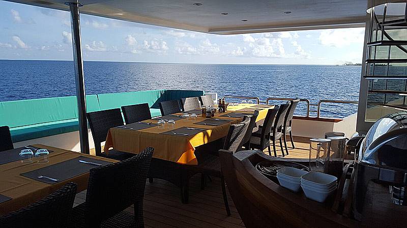 Tauchsafari Malediven | Carpe Novo Tauchschiff | Frühstück