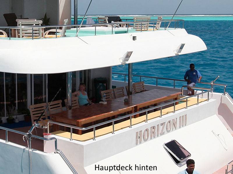 Tauchsafari Malediven | Horizon 3 Tauchschiff | Hauptdeck hinten