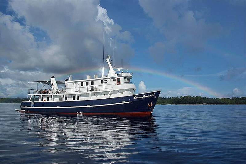 Tauchsafari Palau | Ocean Hunter III Tauchschiff