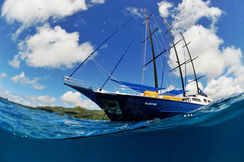 Tauchsafari Seychellen | Sea Star Tauchschiff | Lounge