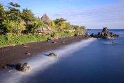 Tauchreise Bali (Indonesien) | Alam Batu Beach Bungalow Resort | Resort mit direkter Strandlage