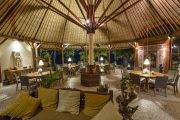 Tauchreise Bali (Indonesien) | Alam Batu Beach Bungalow Resort | Halboffenes Restaurant