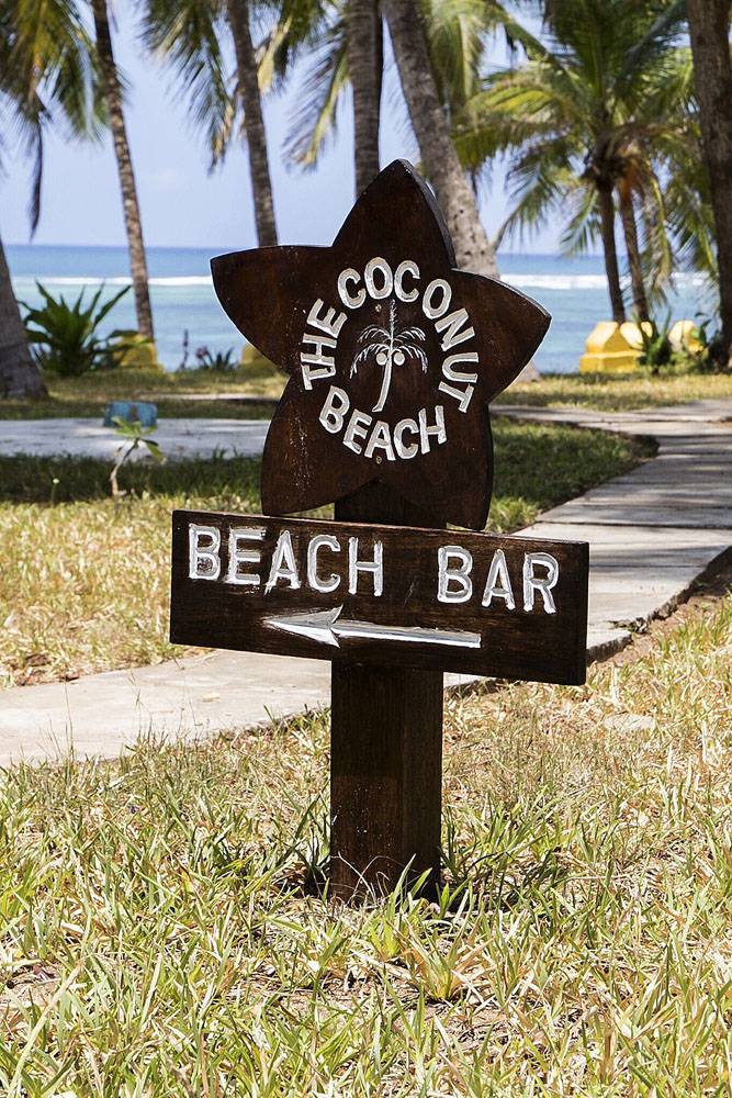 Tauchreise Kenia | Coconut Beach Lodge | Zur Strandbar