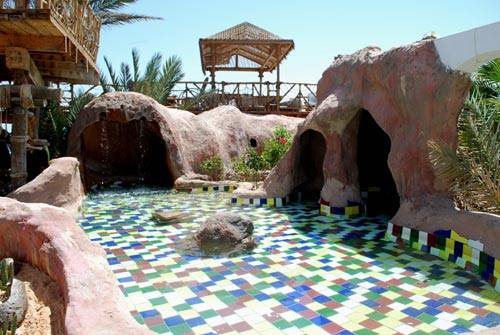 Tauchreise Rotes Meer (Sinai) | InMo Divers Home Dahab | Künstliche Höhlen