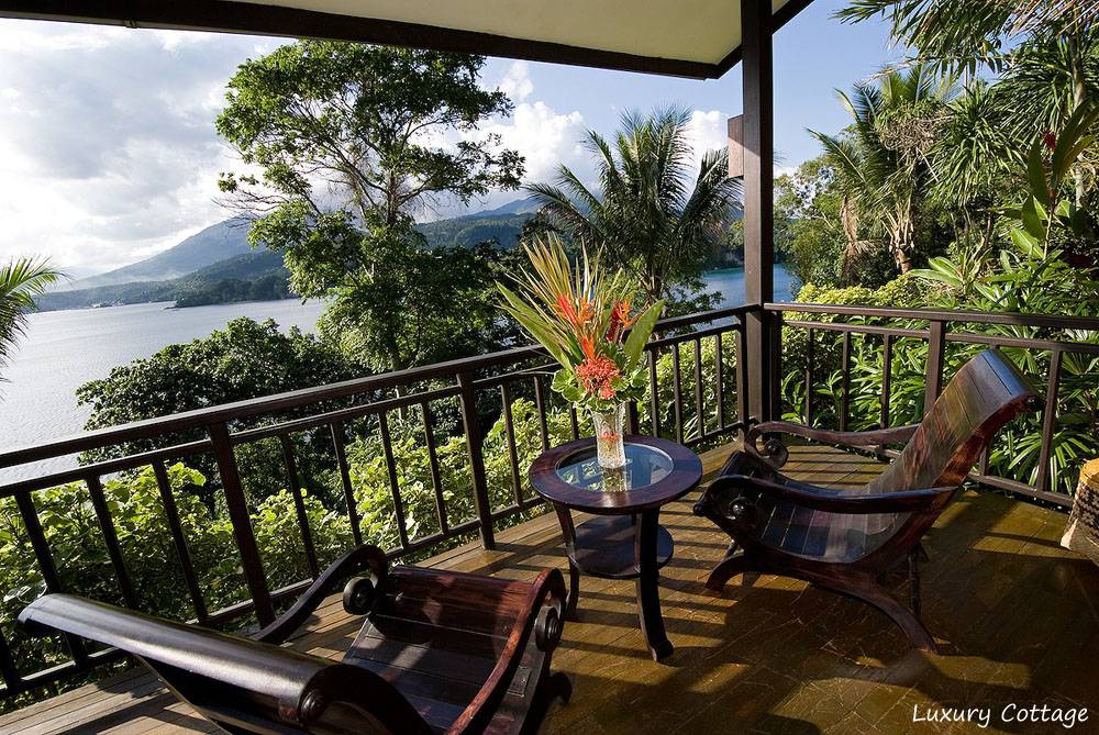 Tauchreise Indonesien (Sulawesi) | Lembeh Resort Dive Resort & Spa | Luxury Cottage