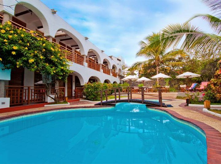 Tauchreise Galapagos Inseln (Santa Cruz) | Hotel Silberstein | Hotelpool