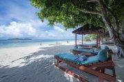 Tauchreise Sulawesi (Indonesien) | Gangga Island Resort & Spa | Strandpavillons