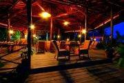 Tauchreise Indonesien/Maratua | Nabucco Island Resort | Bar- und Hangoutbereich