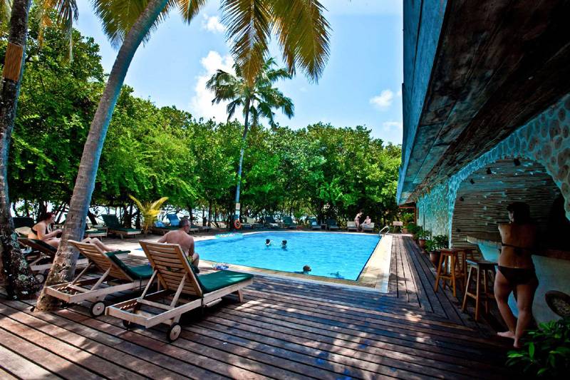 Tauchreise Malediven | Reethi Beach Resort: Sea-Explorer Tauchschule | Pool