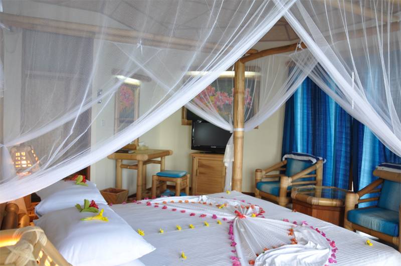 Tauchreise Malediven | SUB AQUA Dive Center Maldives Thulhagiri: Resort & Spa | Schlafzimmer