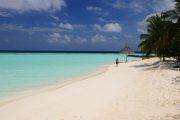 Tauchreise Malediven | SUB AQUA Dive Center Maldives Thulhagiri: Resort & Spa | Resortstrand