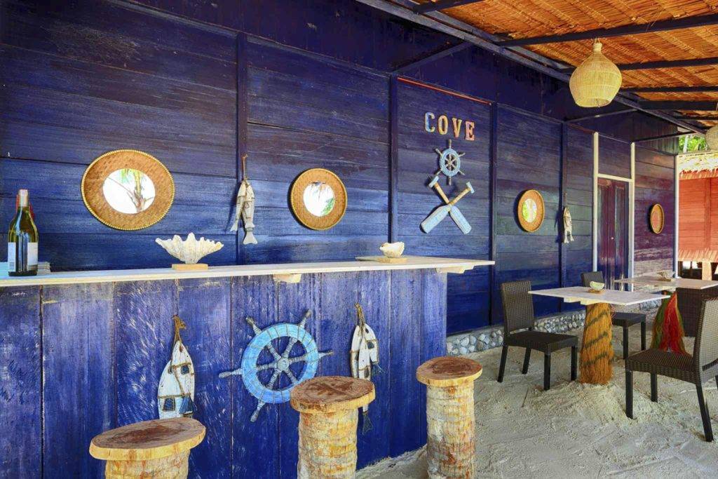 Raja Ampat | Cove Eco Resort | Bar